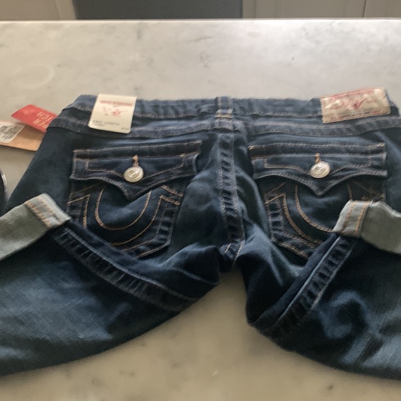 True Religion shorts. Never been worn! - Picture 4 of 7